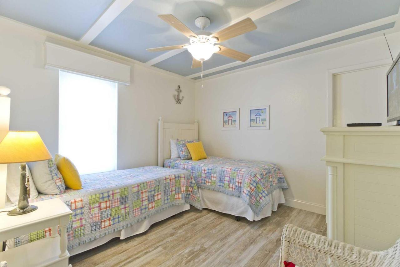 Edge Water Villa South Padre Island Exterior photo